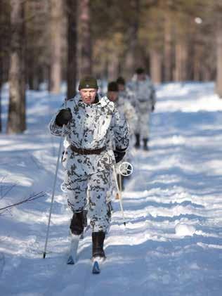 6 Toimintakykykoulutus 259 Suuntaa juoksureittisi pehmeäpohjaisille alustoille, kuten kuntoilureiteille, metsäpoluille ja kangasmaastoihin.