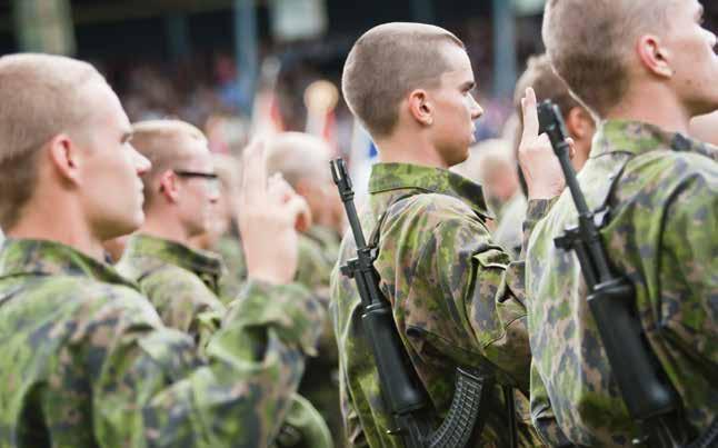 3 Yleinen sotilaskoulutus 33 Tässä luvussa esitetään sotilaan käyttäytymisen perusteet.