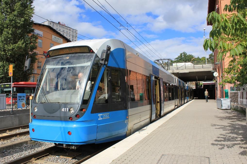 Tukholma Tvärbanan Poikittaislinja rakennettu vaiheittain Gullmarsplan - Alvik 2000 9,4 km Gullmarsplan -