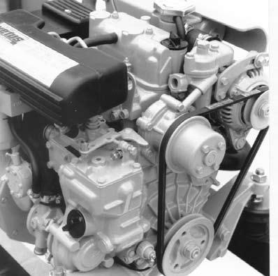 moottorin ensimmäistä käynnistystä. VD01013 Moottorin täyttö öljyllä Yleensä moottorit toimitetaan ilman öljyä.