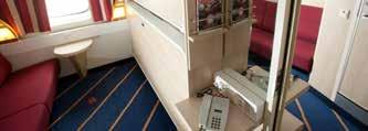 Ena underbädden är bäddsoffa. Radio och TV. Yta: 8,4 m². A4 Seaside Standard däck 5, 6 Ytterhytt. 2 underbäddar och 2 överbäddar. Ena underbädden är bäddsoffa. Radio. Även allergianpassade hytter (A4R).