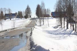 Viime sotien jälkeinen rajanveto on jakanut vanhan elaselän ympärille ryhmittyneen ortodoksikylien järjestelmän kahtia. Pääkylä elaselkä kuuluu menetettyihin kyliin.