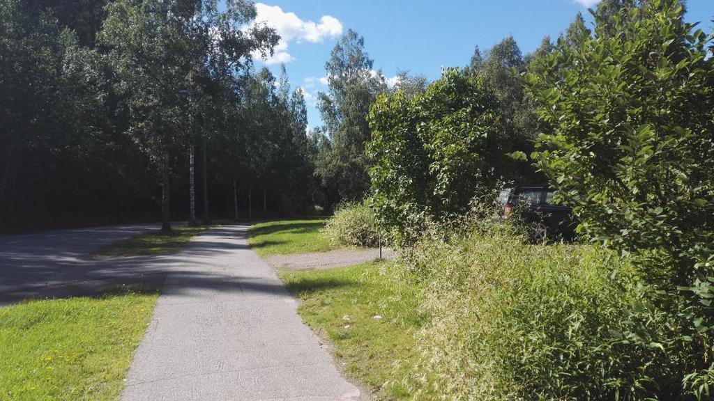 14 3.1.5 Liikenne Kuva 8. Korttelin 277 tonttiliittymä Vuotavantielle. Vuotavantie on kunnan kokoojakatu ja liikennemäärä alle 1000 aj/vrk.