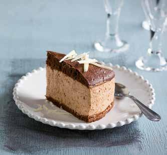 suolaa 1½ dl vehnäjauhoja 1½ dl ruisjauhoja 1 dl ruisleseitä Täyte 600 g lohta tai kirjolohta 3 rkl rasiamargariinia ½ tl suolaa 1 dl tuoretta tilliä Voiteluun 2 rkl rasiamargariinia Valmistusohje 1.