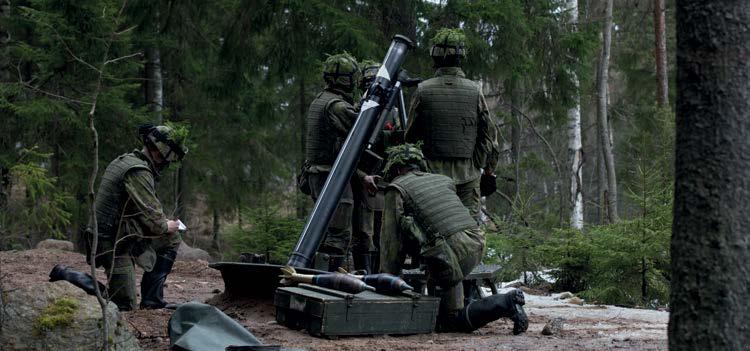 Vaikka kylmä ilma oli saamassa niskaotteen miehistä, heitinten veivaaminen lämmitti lopulta jokaisen jääkärin sydämen.