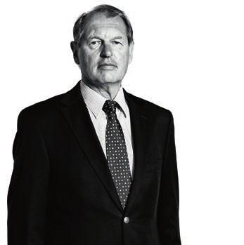 1960 Kasvatustieteen maisteri Teollisuusneuvos Hallituksen jäsen vuodesta 2009 Riippumaton hallituksen jäsen Leinovalu Oy, päätoiminen hallituksen puheenjohtaja (2006 ), toimitusjohtaja (2011 )