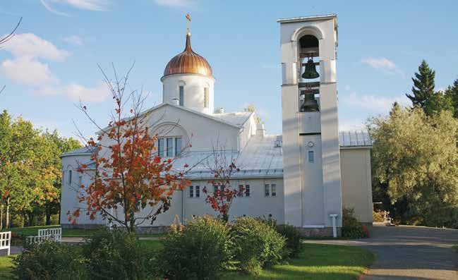 Valamon ja Lintulan luostarit ovat avoinna kaikille ortodoksisuudesta kiinnostuneille. Seesteinen luostari-ilmapiiri tarjoaa oivallisen mahdollisuuden hiljentymiseen ja rauhoittumiseen.