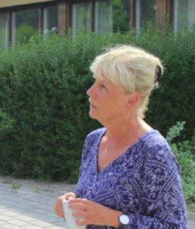 SLU, Ultuna, Ruotsin Maatalousyliopisto, mehiläistutkimus Vierailu aloitettiin lounaalla mehiläistutkija Eva Forsgrenin kanssa.