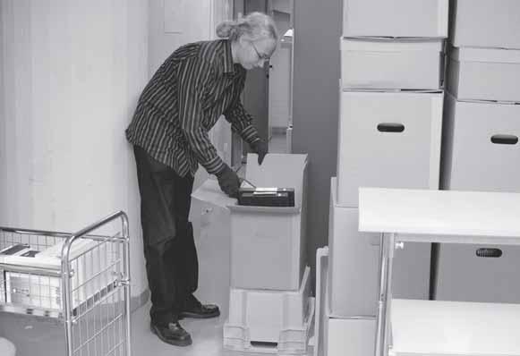 TYÖVÄENTUTKIMUS VUOSIKIRJA 2009 Työväen Arkiston muuttoa Paasivuorenkadulta uusiin tiloihin Sörnäisten rantatielle on valmisteltu koko kuluneen vuoden ajan ja pakkauslaatikoiden pinot ovat kasvaneet