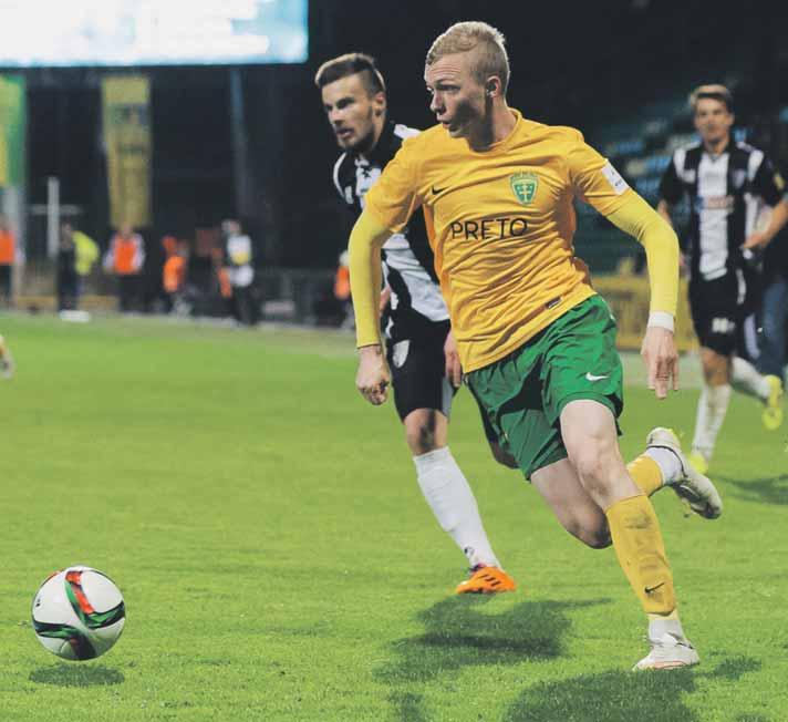 2 FUTBAL sobota 31. 12. 2016 LUKÁŠ ČMELÍK už rok nenastúpil v najvyššej súťaži Zamieri Žilinský rodák i odchovanec Lukáš Čmelík by sa rád rozbehol s loptou už aj v najvyššej súťaži.