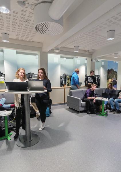 LYYTI-hankkeen jatkovaikutus lukion toimintakulttuuriin Vieremän lukiossa otettiin käyttöön lukuvuodesta 2017 2018 alkaen yrittäjyys- ja teknologia-opintokokonaisuus.