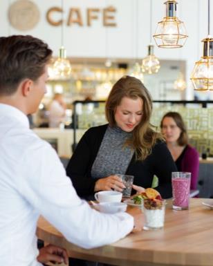 Sokerimakeisia Purukumia Kotileivontaa Pastilleja Keksejä