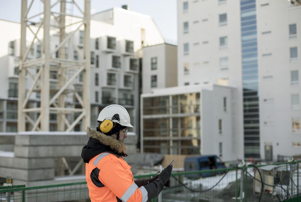 4. Hyödynnä innovaatioita Rakennusmaailma tulvii potentiaalisia, skaalautuvia ja käyttäjälähtöisiä ratkaisuja teknisiin ongelmiin.