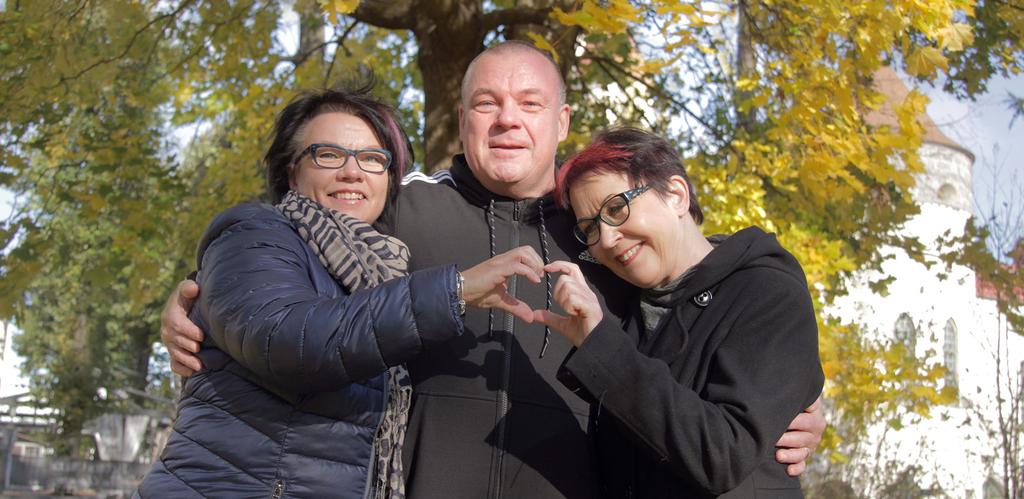 HYVÄ ELÄMÄ SYÖVÄSTÄ HUOLIMATTA Yhdistyksen toimistolla on sairaanhoitaja, jolle voi varata ajan henkilökohtaiseen keskusteluun niin syöpään sairastunut kuin hänen läheisensäkin.