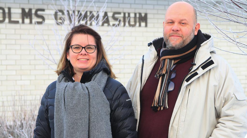 samhällsbyggnad opetus Hyvä itsetunto tärkein! Rehtori Joakim Bonns ja vastaava kuraattori Anna Sjölund valmistavat nuoria koulun jälkeiseen elämään.
