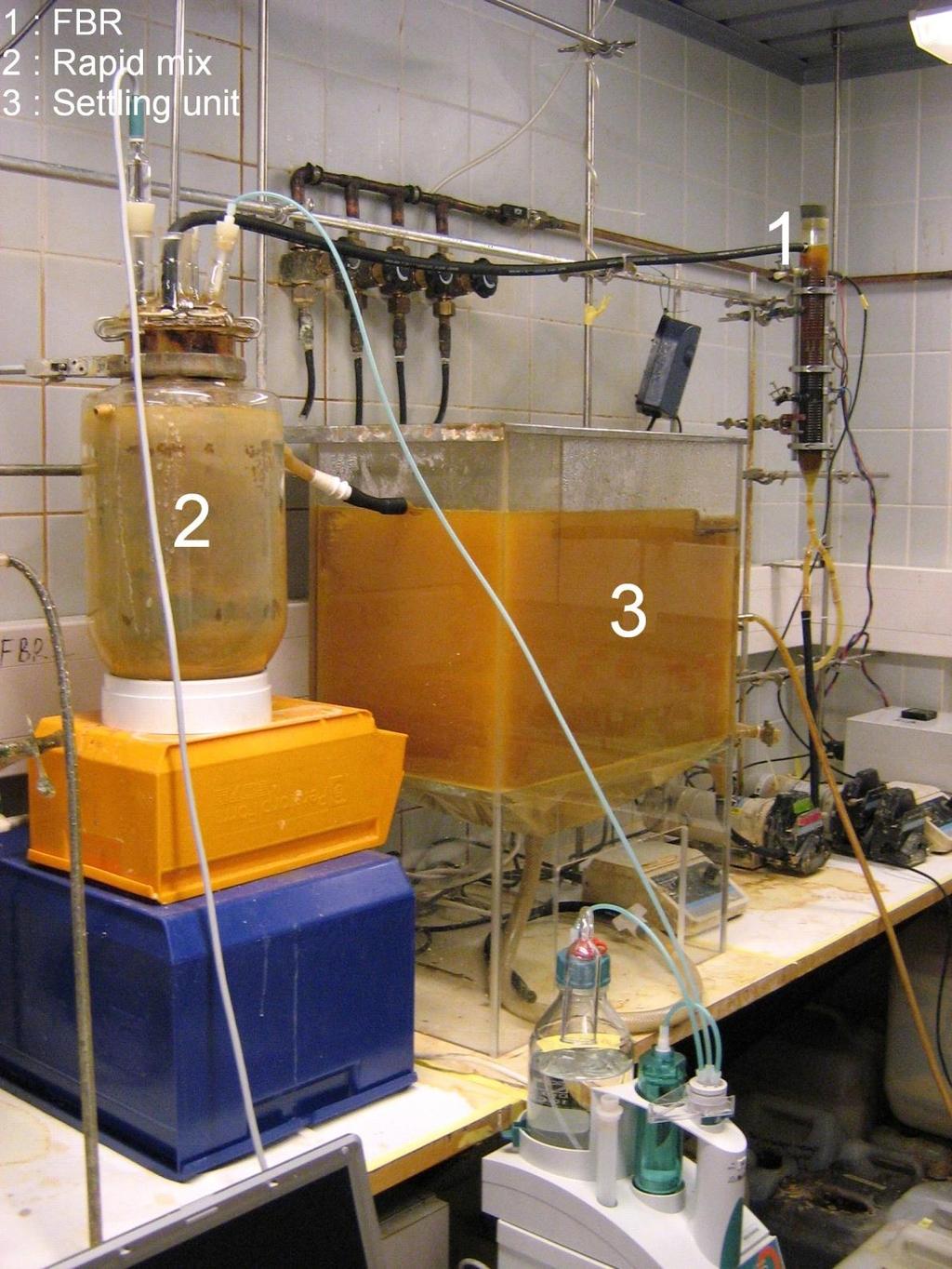 2) Biologinen raudan hapetus ja saostus 10 Biokasaliuotuksen