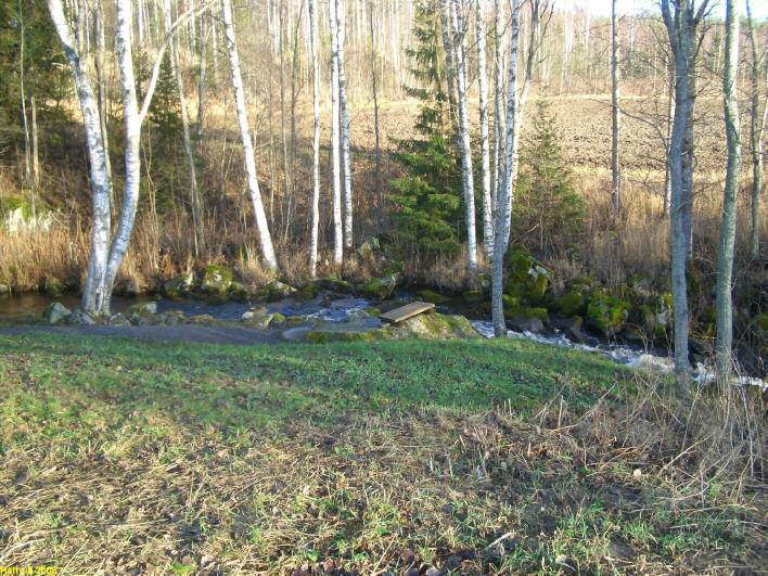 Kartta s. 9. Ilmakuva s. 14 16 HATTULA 204 HYRVÄLÄN MYLLYNPAIKKA Rauh.