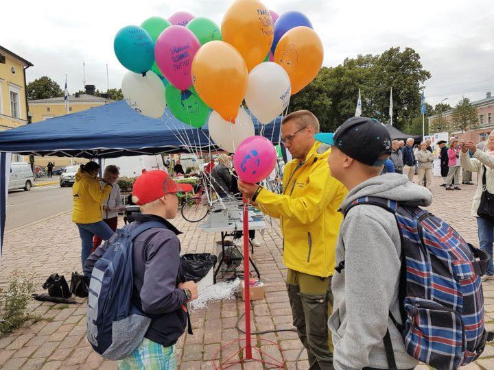 Taloudellisten tavoitteiden toteutuminen vuonna 217 2113 Hallinto ja terveyden edistäminen TALOUSARVIO 217 TAMUUTOKSET TA 217 MUUTOSTEN JÄLKEEN Toimintatuotot TP 217 POIKKEAMA 36 36 joista sisäiset