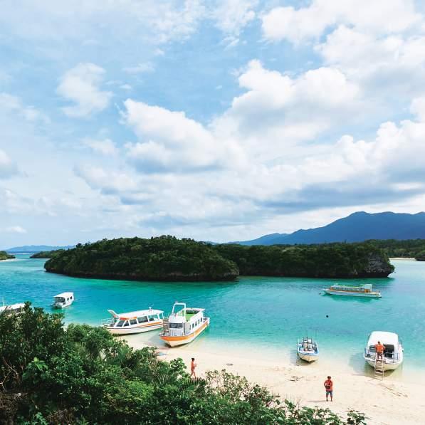 Okinawan pääsaari (jonka nimi on kätevästi Okinawa) on upouuden Karatemuseon ja dojon koti, jossa ulkomaiset vierailijat voivat oppia kaiken tämän itsepuolustuslajin alkuperästä ja ymmärtää tätä