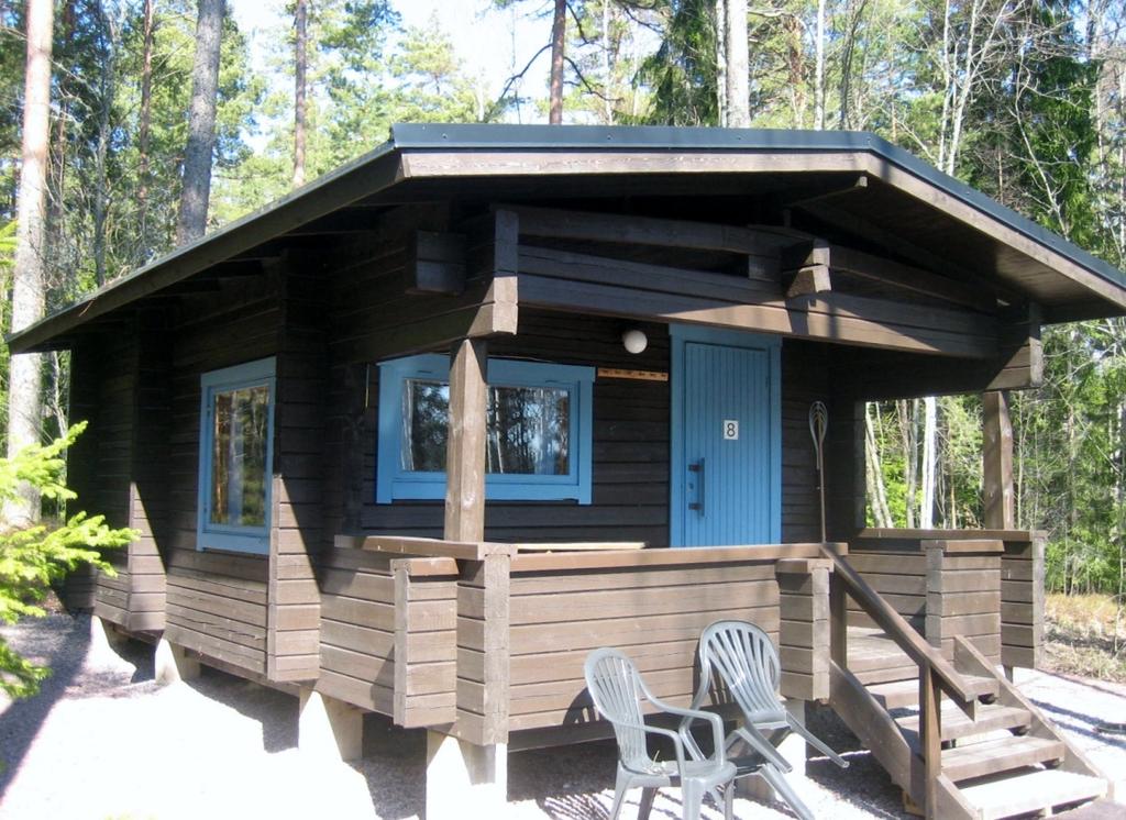 Tilanhoitajan asunto m² on kaksikerroksinen sisältäen kaksi
