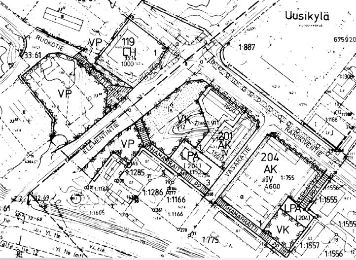 OAS A-2742 5 (11) ote 13.11.1995 hyväksytystä asemakaavasta nro 264U. Maanomistus: Tontti on yksityisessä omistuksessa. Katualue, puisto ja autopaikkojen korttelialue ovat kaupungin omistuksessa.
