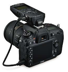 Kun käytössä on yhteensopivan kameran ja langattoman lähettimen yhdistelmä, voidaan käyttää tiloja FTPlataus, Kuvansiirto* 2, Kameran ohjaus* 2 * 3, HTTP-palvelin ja Synkronoitu kuvanottotapa (vain