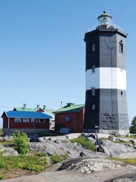 Alue on pinta-alaltaan 194 000 hehtaaria, josta suurin osa on vettä. Maa-aluetta on 29 000 hehtaaria. Maan kohoamisen ennustetaan yhdistävän Suomen ja Ruotsin 2000 vuoden kuluessa.