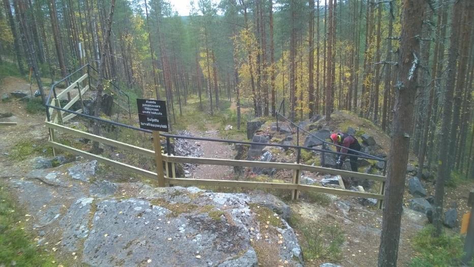 SALPALINJAN VAIHEITA Puolustusvoimien käytössä 1940 2003 Palautuslaki 1968 -> rajoitetut käyttöoikeudet 1972 1976 Puolustusvoimilta valtiovarainministeriölle 2003