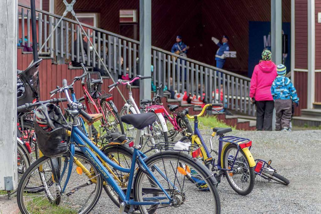 Liikuntapalveluiden tavoitteena on parantaa kuntalaisten elämänlaatua terveysliikunnan avulla, tuottaa erilaisia liikunta- ja tapahtumapalveluja yhteistyössä iiläisten järjestöjen ja seurojen kanssa.