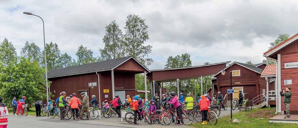 Kirjasto Tervetuloa kirjastoihin viihtymään hyvien tarinoiden, musiikin, elokuvien ja tiedon äärelle! Iin pääkirjaston lisäksi asiakkaita palvelee Kuivaniemen kirjasto ja Kirjastoauto Akseli.