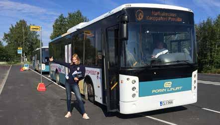 Messubussioppaiksi palkattiin pääasiassa porilaisia koululaisia ja opiskelijoita. Infotyöntekijöinä sekä muissa messujen avustavissa tehtävissä työskentelivät kaupungin koulunkäyntiavustajat.