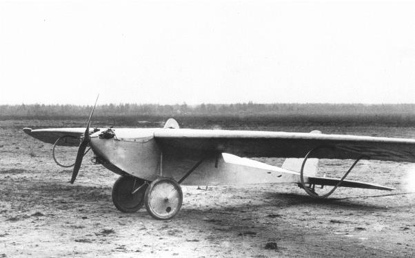 Adaridi Adaridi oli insinööri Boris Adaridin suunnittelema kotimainen yksipaikkainen kevytkone, eli avionette.