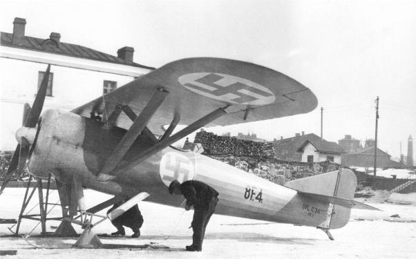 I.V.L. C.24 I.V.L. C.24 oli yksipaikkainen kotimainen hävittäjä, jonka suunnittelutyötä johti insinööri K.W. Berger.