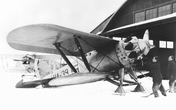 VL D.27 Haukka II VL D.27 Haukka II oli suomalainen yksipaikkainen hävittäjä, joka kehitettiin epäonnisen Haukka I:n pohjalta.