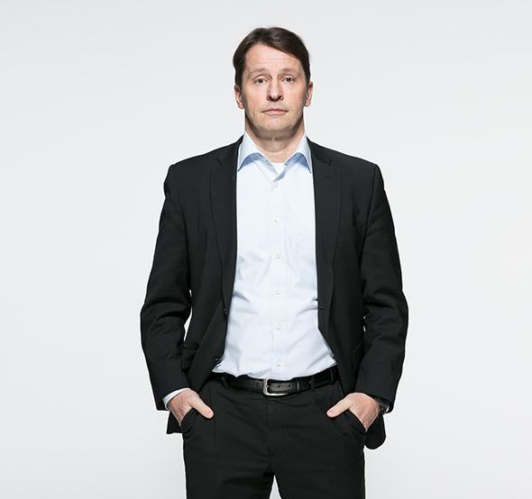 henkilöstöjohtaja, johtoryhmän jäsen 2004 2016 Engel Palvelut Oy, henkilöstöpäällikkö 2002 2004 Pääkaupunkiseudun yhteistyövaltuuskunta, hallintopäällikkö 1997 2002, UL Oikeuspalvelu Oy, Finnish
