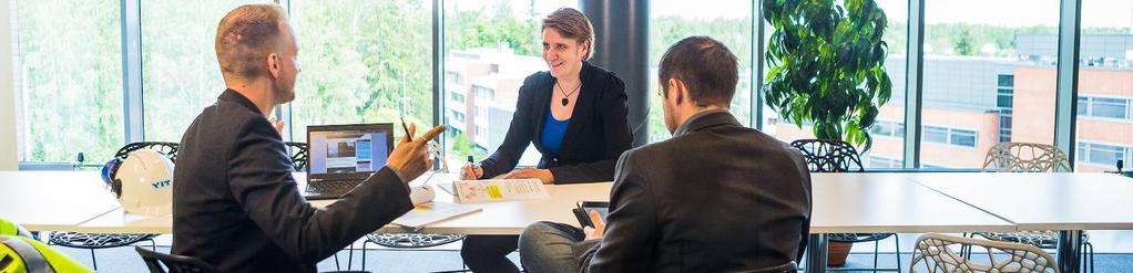 Case: YIT Opinnot Tradenomi opintopisteet elämäsi uralle! Haku 1kk 1. JAKSO 2-3 lähipäivää Välitehtävät Harjoittelu, mahd. opintojaksoja 2.
