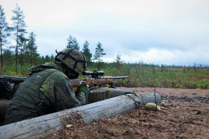 Näiden joukkojen varusmieskoulutus annetaan Suojauskomppanian suojausjoukkueessa.