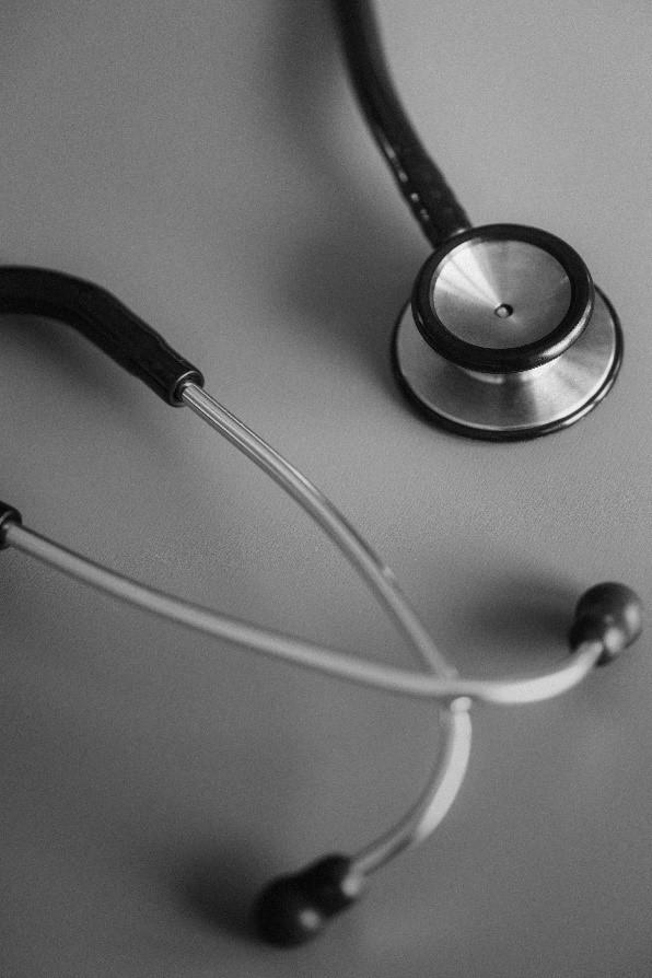 (esim. hoitovapaa, vanhempainvapaa, isyysvapaa, opintovapaa). Välttyäkseen loma-ajan palkan menetyksiltä opettajan täytyy päättää vapaansa siten, että ennen loman alkua on vähintään yksi työpäivä.