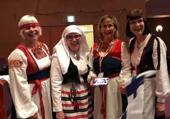 2 3 4 5 6 1. Piiri 20 Yokohamassa. 2. Päivi, Merja, Pirjo ja Marjukka Tuusulasta. 3. Piirin governorit