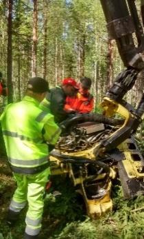 3. Metsäkoneenkuljettajakoulutuksen toteutus järjestäjittäin Tulokset laadukkaat ja tasalaatuiset Metsäkonekoulujen tiivis yhteistyö /kehityshankkeet Korkeampi yksikköhinta 6 5,5