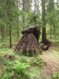 luontopolun ilme.
