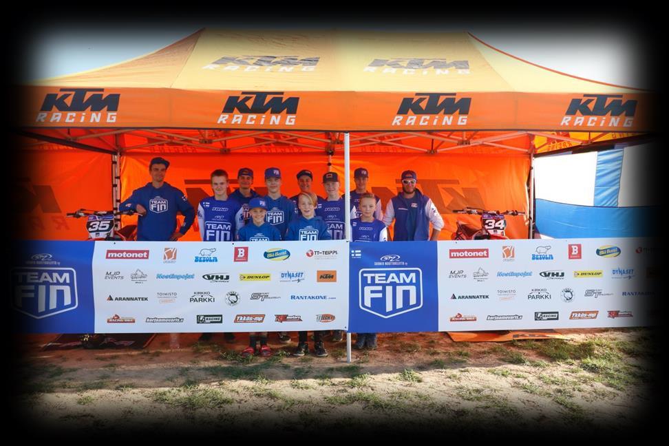 PN SML Urheilusäännöstö ja SML Tekniset säännöt Motocross-kausi 2019 Säännöt kaudelle 2019: 031 Motocross 032 Motocross MX1 ja MX2 SM 033 Motocross MX125 034 Motocross kerhojoukkueiden kilpailut 036