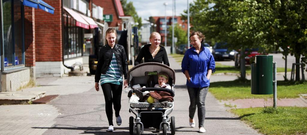 Useiden päivittäistavaraliikkeiden lisäksi kaupungissa on lukuisia eri alojen