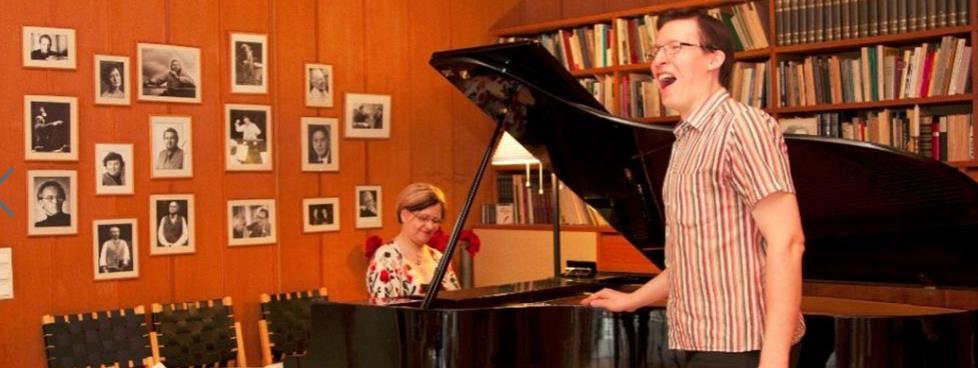 Perjantaina: Musiikki- ja kulttuuri-ilta, Taiteilijakoti Villa Kokkonen Klo 17.30-19.30 Oheisohjelma Viikon tapahtumat siirtyvät varmasti sivuun, kun astut Villa Kokkosen pihalle.