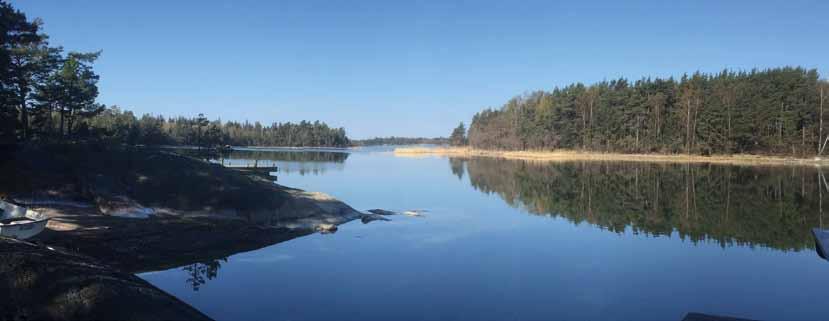 SW MKS sähkökeskus, kaikki samassa paketissa! MKS yhdistelmälaite sisältää samoissa kuorissa siniaaltoinvertterin, laturin sekä MPPT säätimen aurinkopaneeleille.