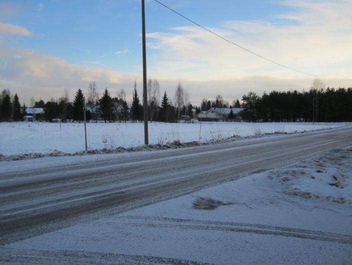 Muut tarvittavat kaupalliset ja julkiset palvelut sijaitsevat noin 2 km päässä Laihian liikekeskustassa. 3.2.4 Työpaikat Suunnittelualueelle ei sijoitu työpaikkoja. 3.2.5 Virkistys Läheisessä Perälän yksikön alakoulussa sijaitsee liikuntasali, joita voidaan varata yleiseen virkistyskäyttöön.