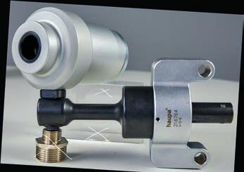 Adapteri Tuotenro 216765 osaan 216357 akkuhydrauliseen pumppuun, tuotenro 216357, jonka avulla voidaan käyttää Smart Universal -mallin vaihtopäitä (tuotenro 216761, 216762, 216763,