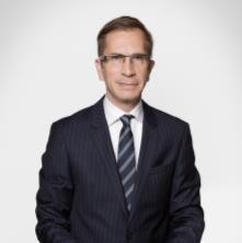 Johtoryhmä Hans Sohlström CEO Sakari