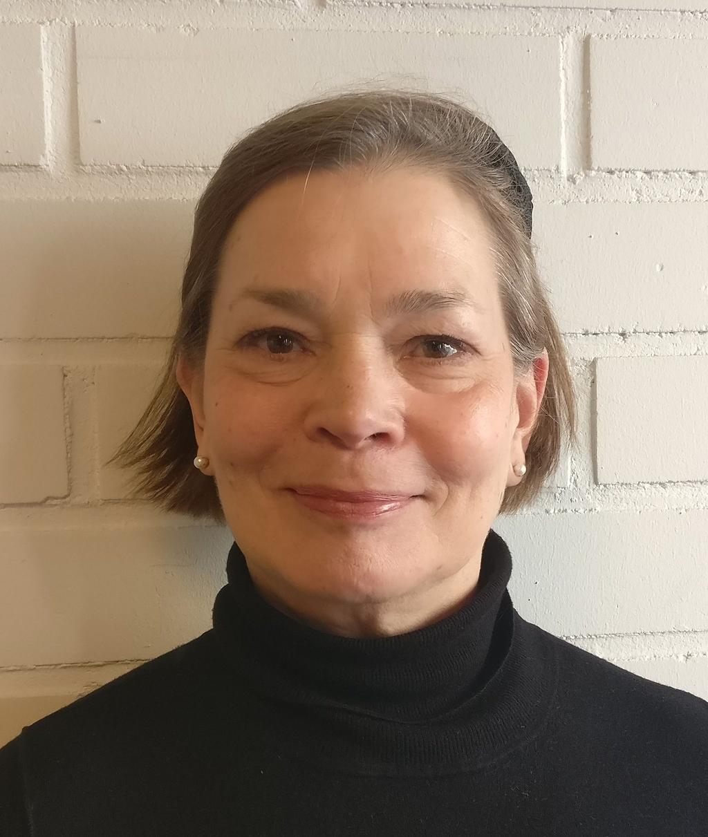 Pirjo Vane 040 520 7435 Koulutuspäällikkö Kati Vuorio
