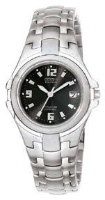 päivämäärä ja viikonpäivä, vesisuojaus 10 ATM 659 (531,45, alv 0%) ESSENTIALS MEN AW1231-58B Ø 40 mm